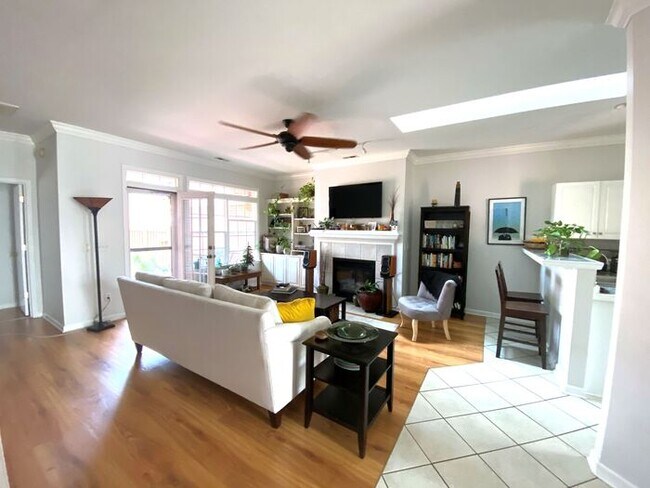 Building Photo - Merestone 1 level brick patio home. 2 Car garage, walk to The Point Shopping, restaurants and mov...