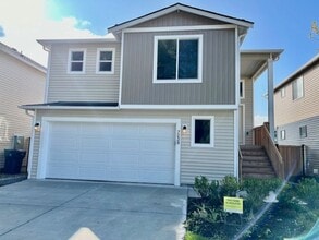 Building Photo - 7238 42nd Pl NE