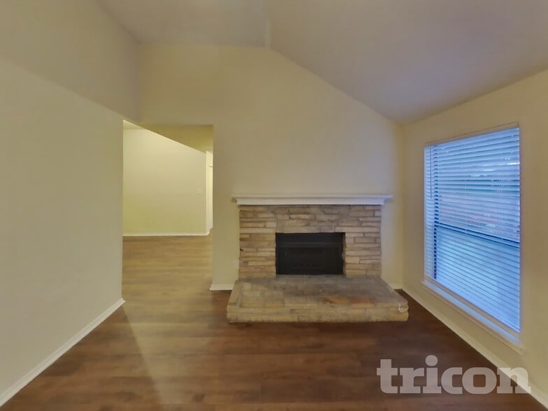 Building Photo - 602 Snapdragon Trail