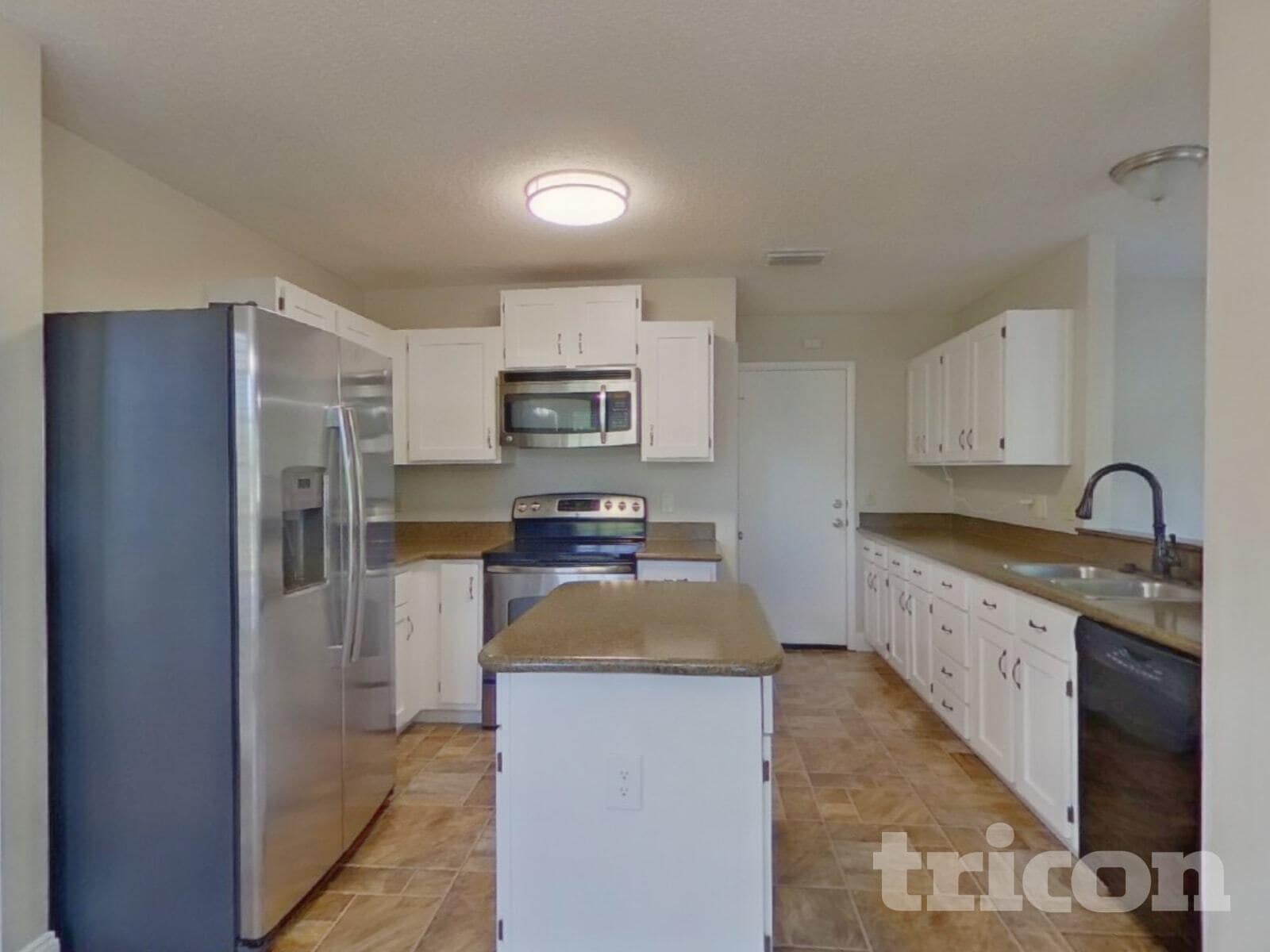 Building Photo - 10629 Satinwood Cir