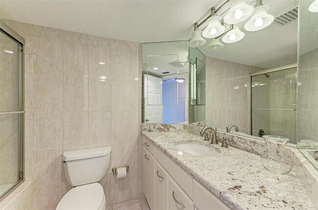 Building Photo - 435 S Gulfstream Ave