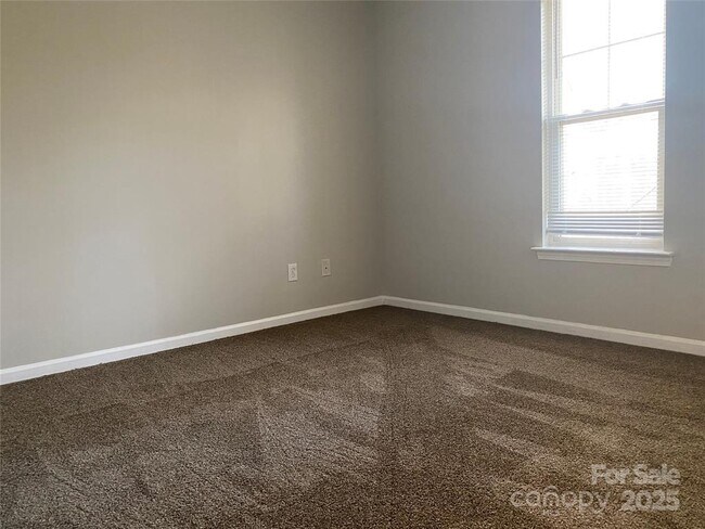Building Photo - 3854-A Bullard Street