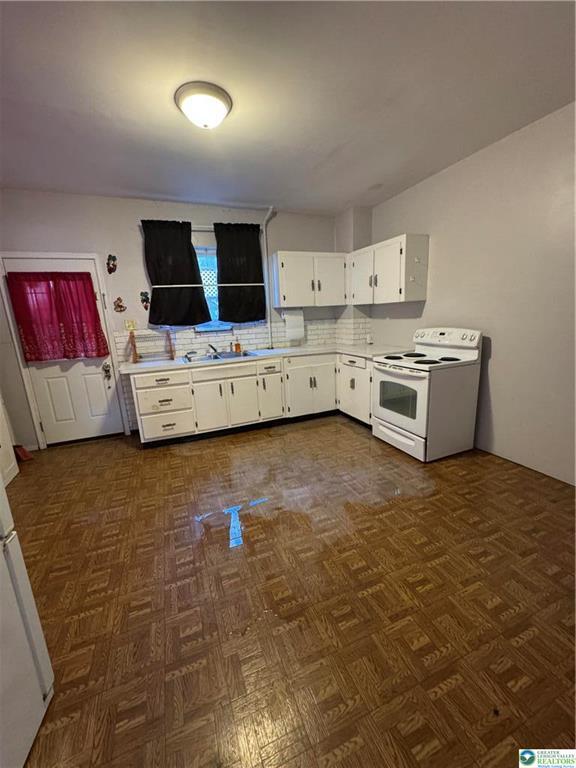 Building Photo - 352 W Bertsch St