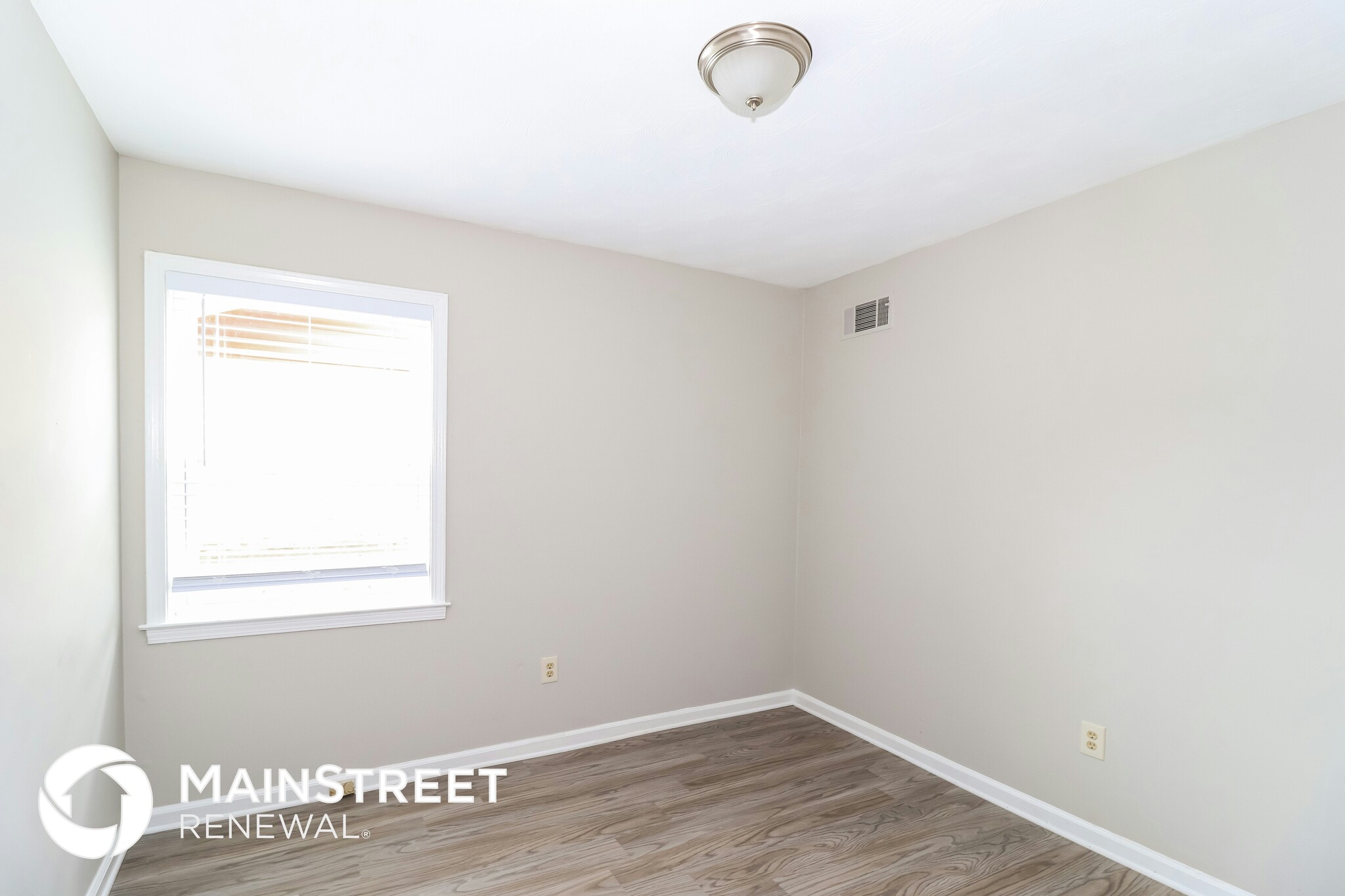 Building Photo - 5126 Battle Creek Dr