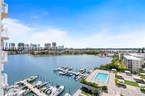 Building Photo - 18061 Biscayne Blvd