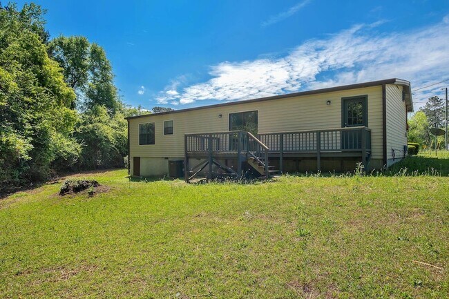 Building Photo - 27 Sierra Rd