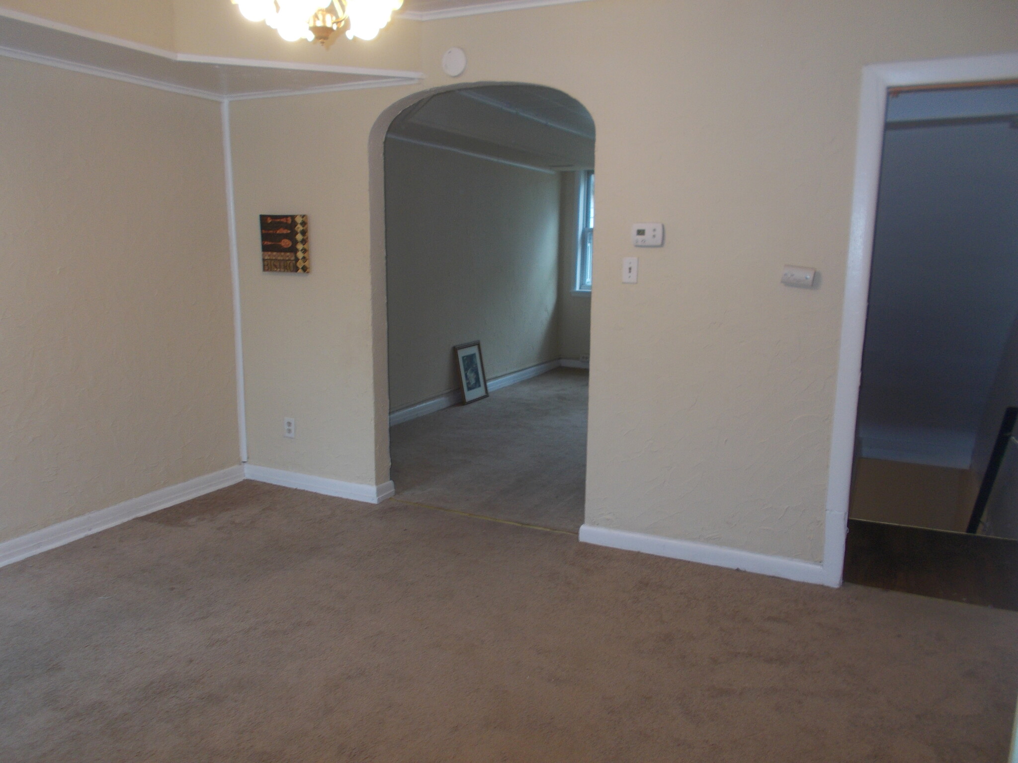Building Photo - 49 Talbott St