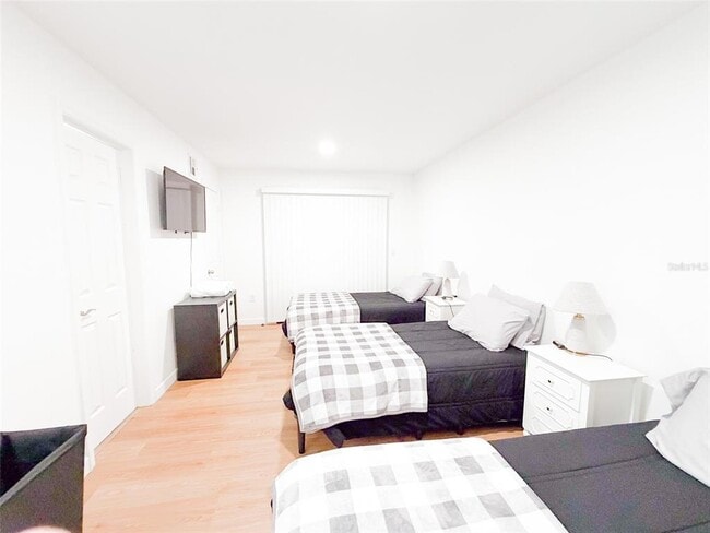 Building Photo - 10246 Turkey Lake Rd