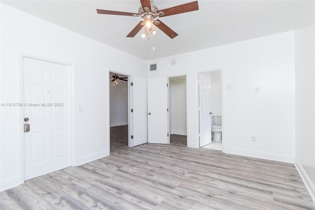 Building Photo - 8430 Harding Ave