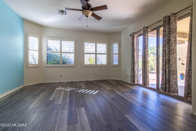 Building Photo - 11877 N Mesquite Hollow Dr