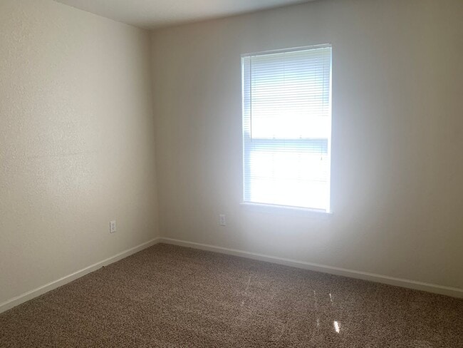 Building Photo - 6714-MF2-E2