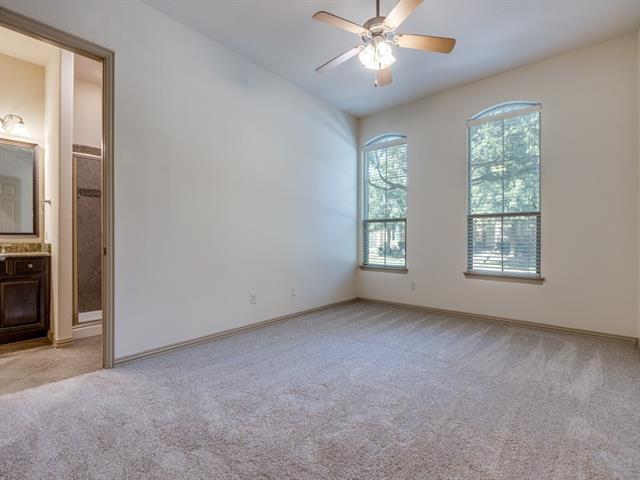 Building Photo - 2465 Embleton Dr