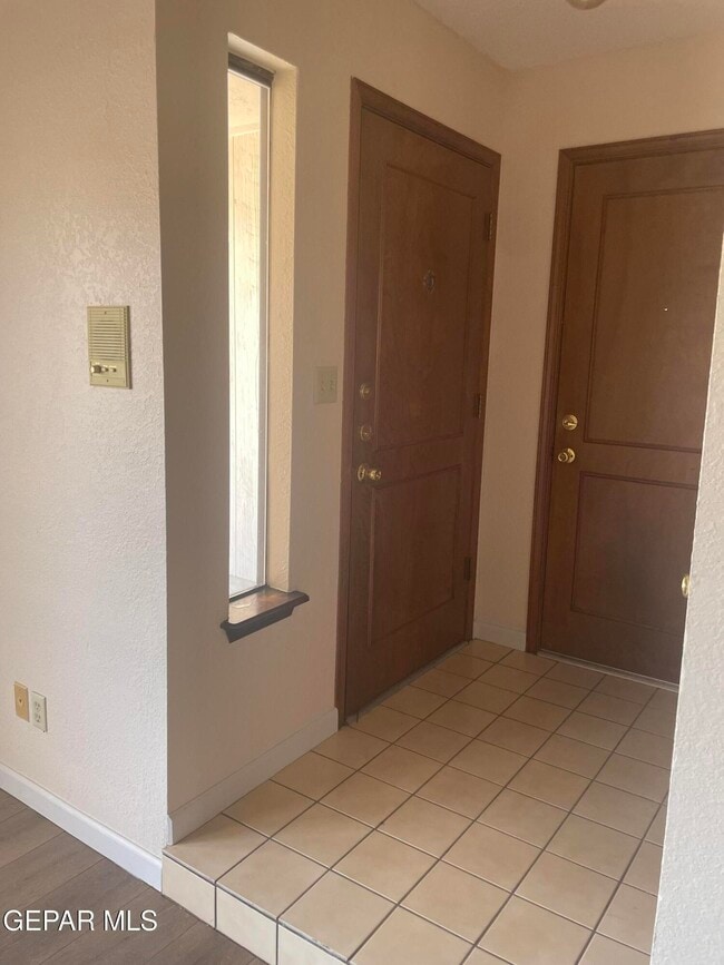 Building Photo - 761 Dorsey Dr