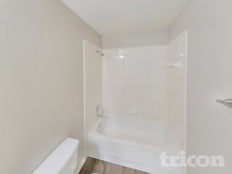 Building Photo - 7210 Compass Point Dr