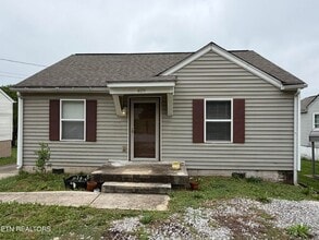 Building Photo - Rodkwood 37854 - 2 bedroom, 1 bath home - Contact Tara Hayes (865) 242-8010