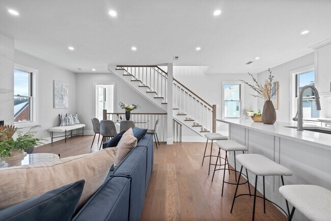 Building Photo - 39 Bonner Ave