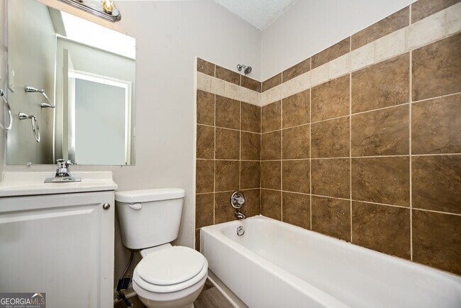 Building Photo - 6183 Fieldcrest Dr