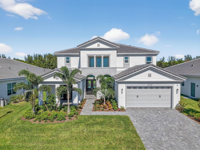 Building Photo - 15120 Wildwood Cir