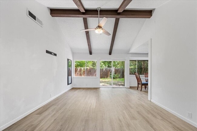 Building Photo - 7505 Shadywood Dr