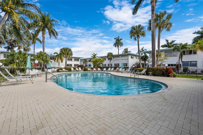 Building Photo - 180 Isle of Venice Dr