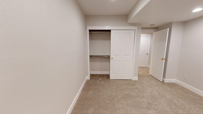 Building Photo - 1610 Ames Ct