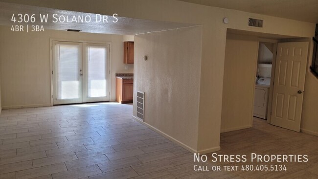 Building Photo - Fully Remodeled 4 Bed Town Home 43rd Ave &...