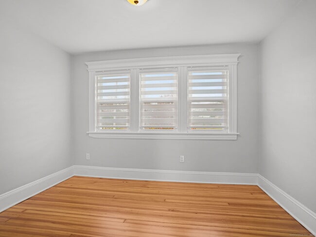 Building Photo - 29 Redfield Rd