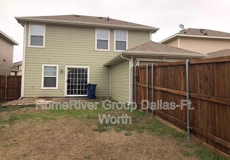 Building Photo - 7113 Planters Row Dr