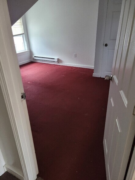 Building Photo - 6 Wachusett St