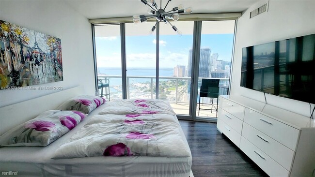 Building Photo - 2 br, 2 bath Condo - 888 Biscayne Blvd Apt...