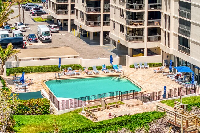 Building Photo - 5380 N Ocean Dr