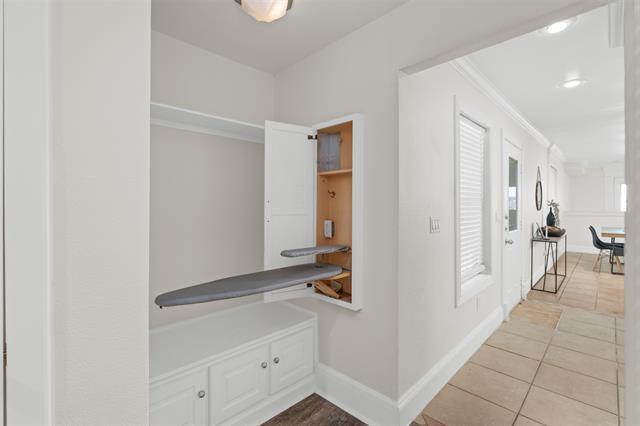 Building Photo - 3536 Suffolk Dr