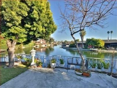 Building Photo - 738 Palmera Ct