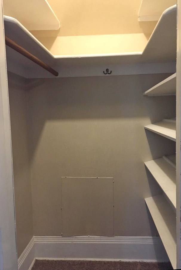 Building Photo - 929 Summit Apartments