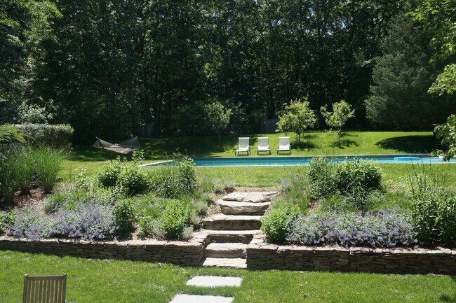 Building Photo - 156 Suffolk St