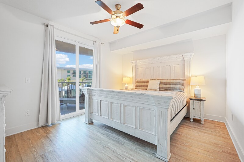 Building Photo - 15928 Front Beach Rd