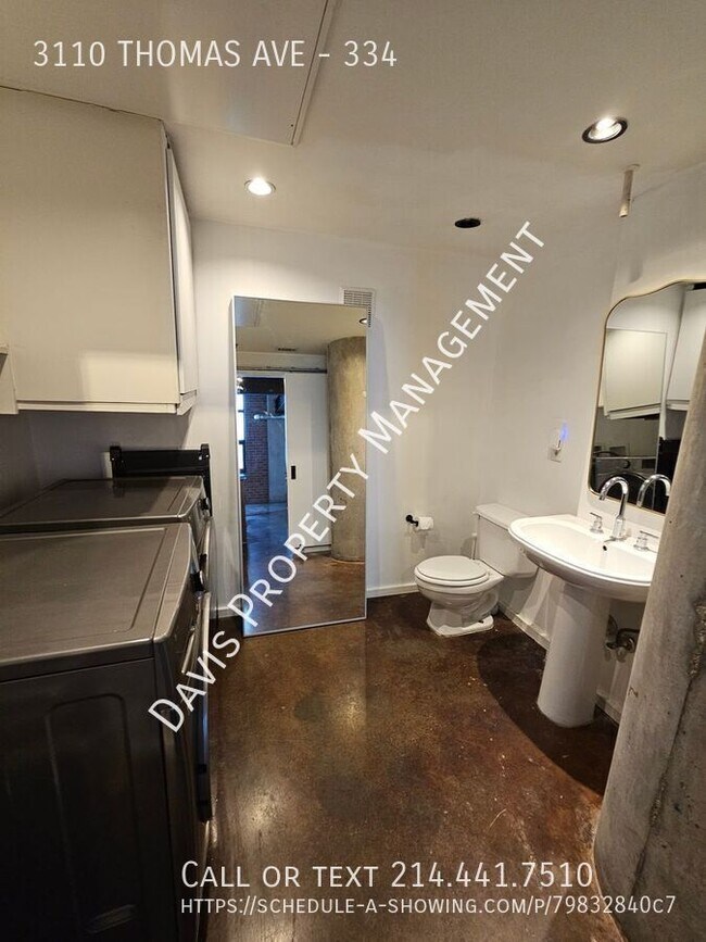 Building Photo - 3110 Thomas Ave