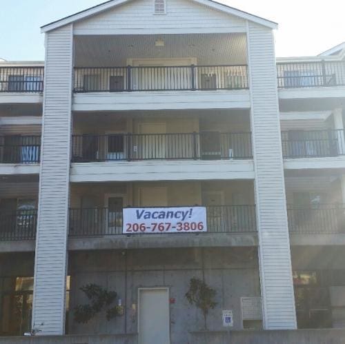 Building Photo - 2 bedroom in Burien WA 98166