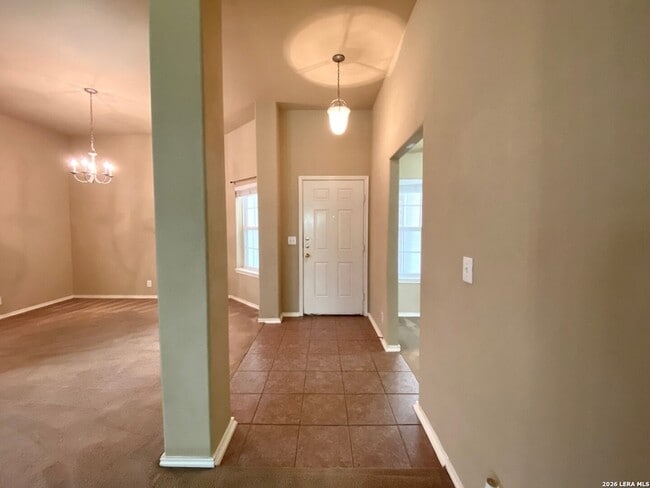 Building Photo - 13904 Belgravia Forest