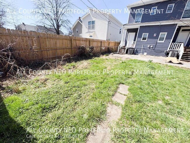 Building Photo - 908 Ellsworth Ave