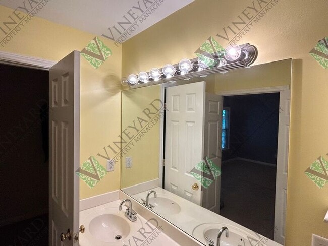 Building Photo - 2773 Terrell Trace Dr SE