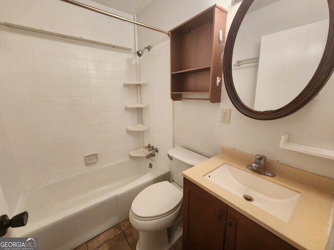Building Photo - 8121 Maudie Ln