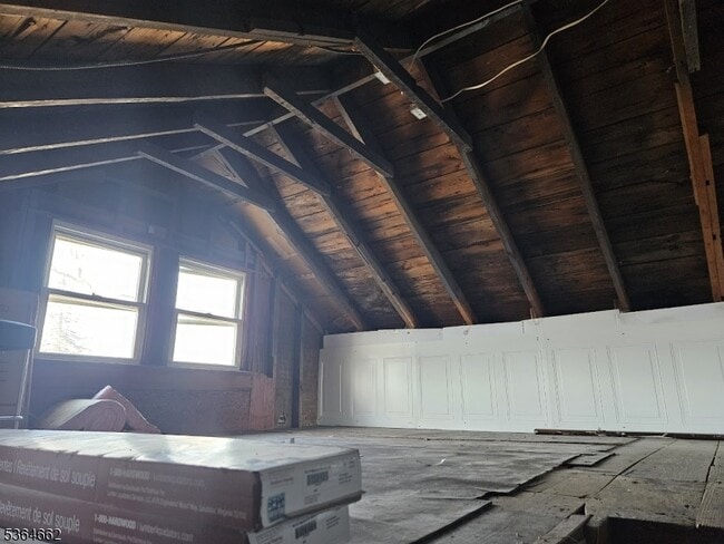 Building Photo - 378 South St