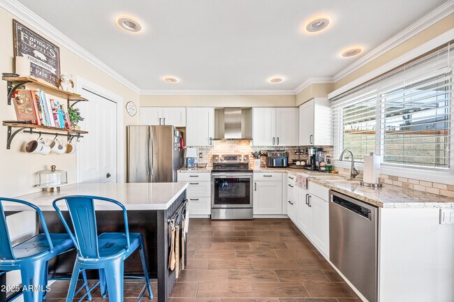 Building Photo - 5972 N 83rd St