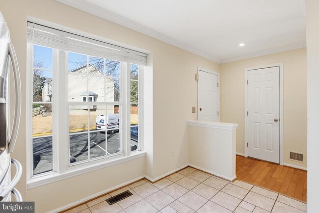 Building Photo - 6005 Pieco Ct