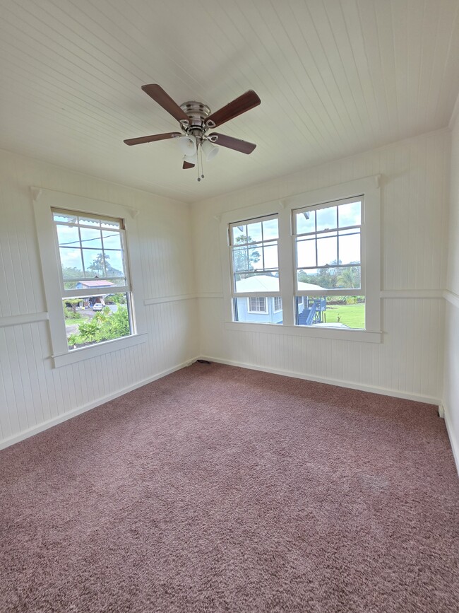 Building Photo - 418A Kukuau St