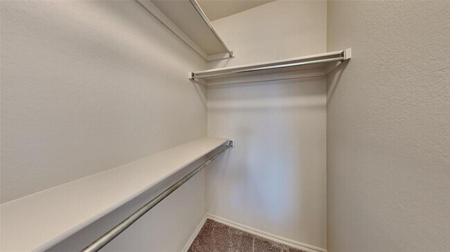 Building Photo - 1109 Westridge Dr
