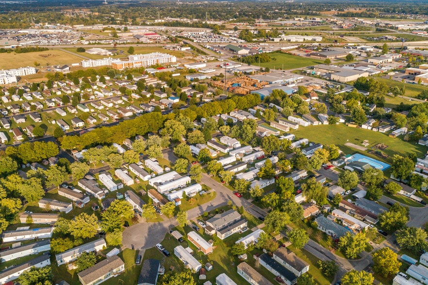 Building Photo - 2239 Wellington Green Dr