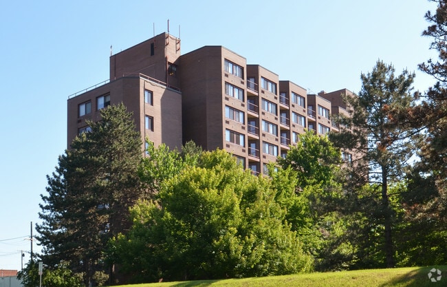 Building Photo - Carousel Park Apartments
