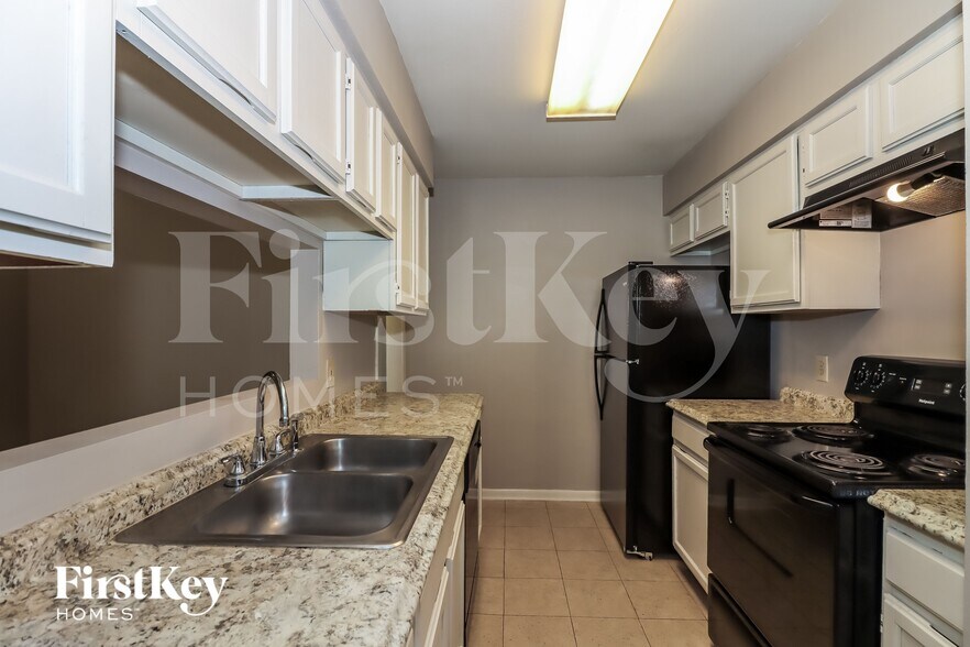 Building Photo - 12426 Sungate Ln